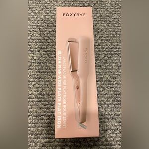 NWT- blush pink wide plate flat iron